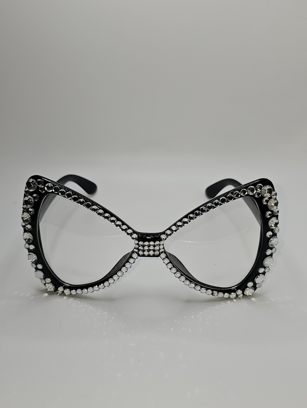 Bowtie - Picture 2 of 3